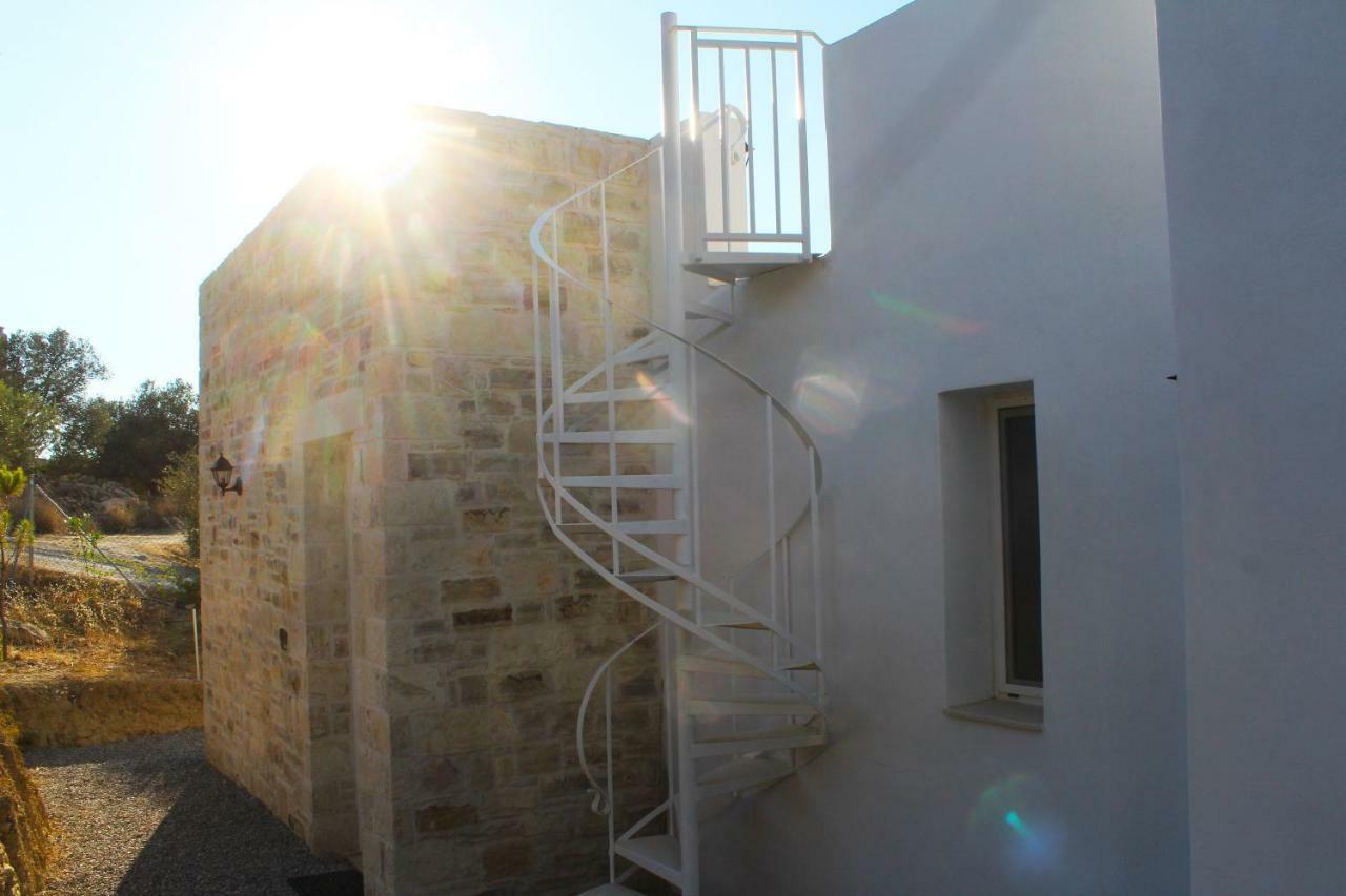 Villa Marikami Kamilari Exterior photo